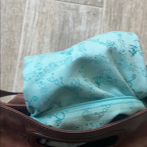 Babee D Distressed Soft Brown Leather Shoulder Bag - Picture 14 of 16